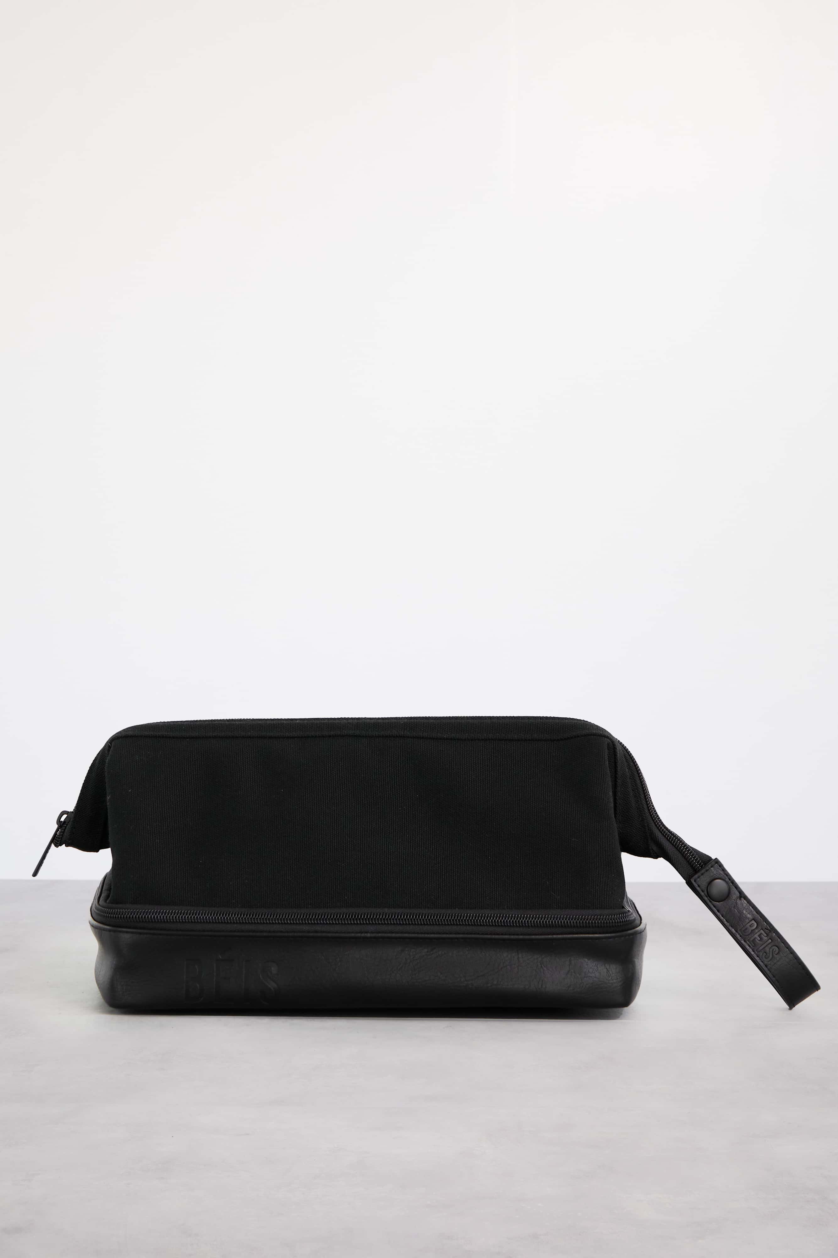 The Dopp Kit in Black - Image 10