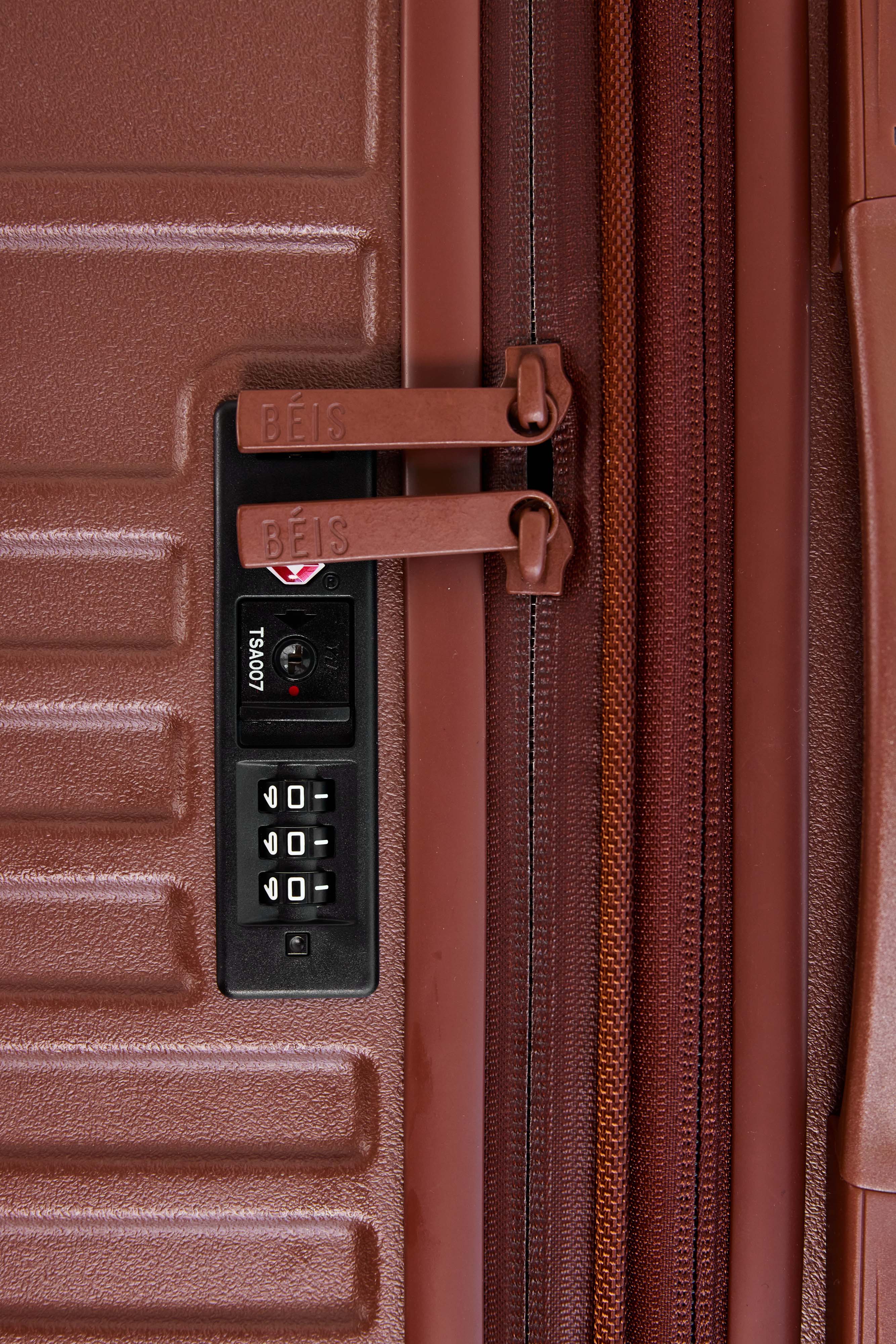 The Large Check-In Roller in Maple - Image 17