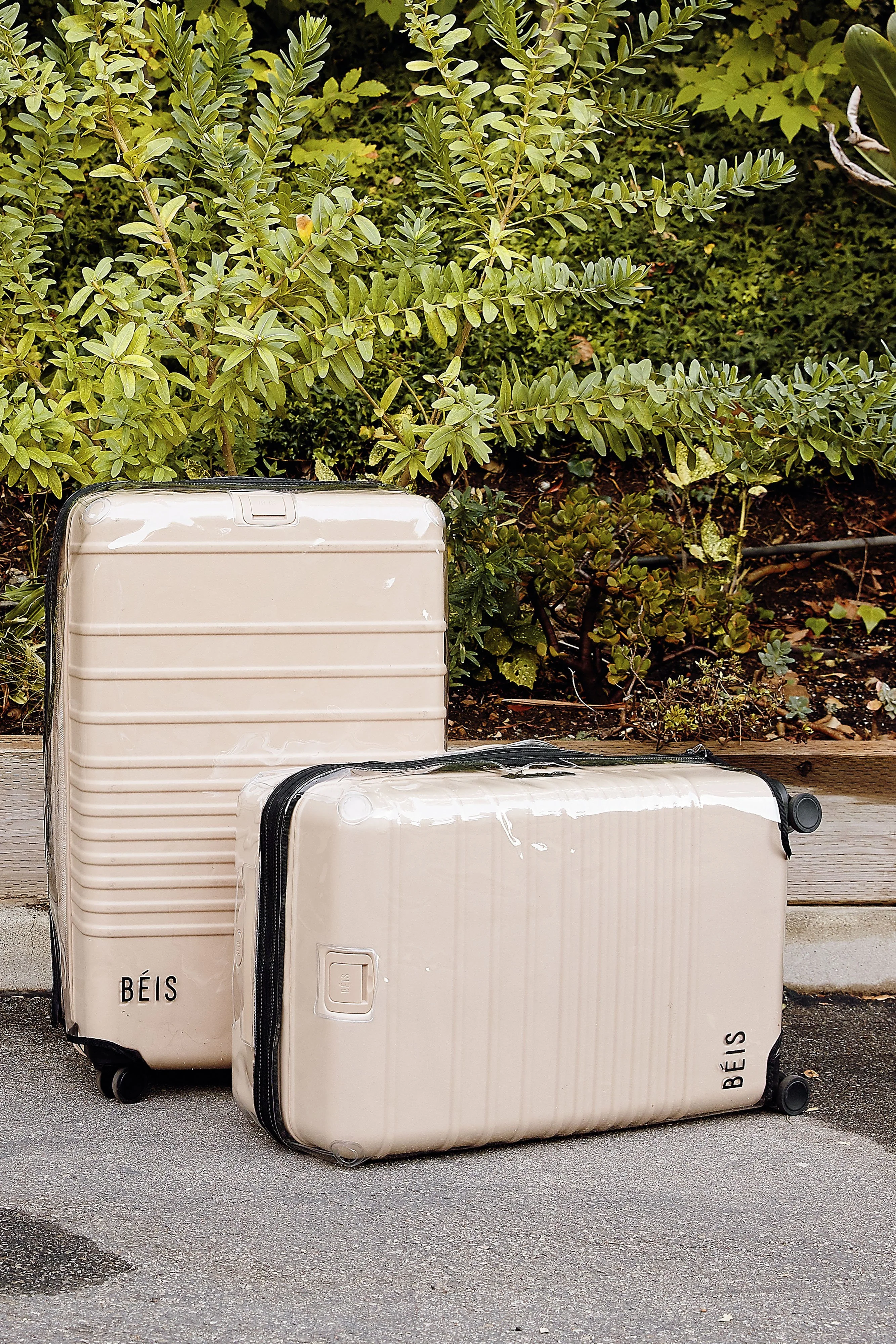 The Large Check-In Luggage Cover - Image 6