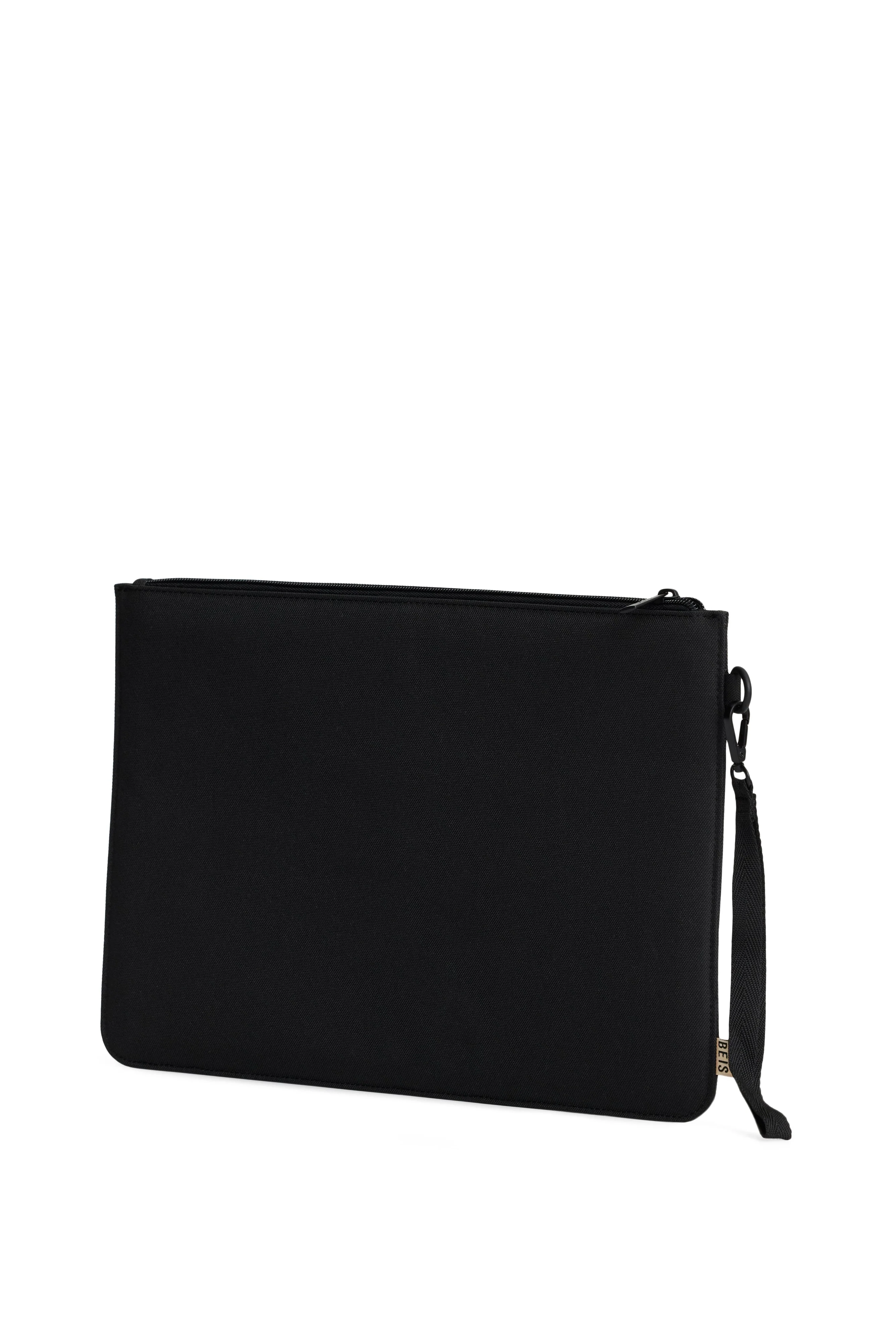 The BÉISics Laptop Pouch in Black - Image 5