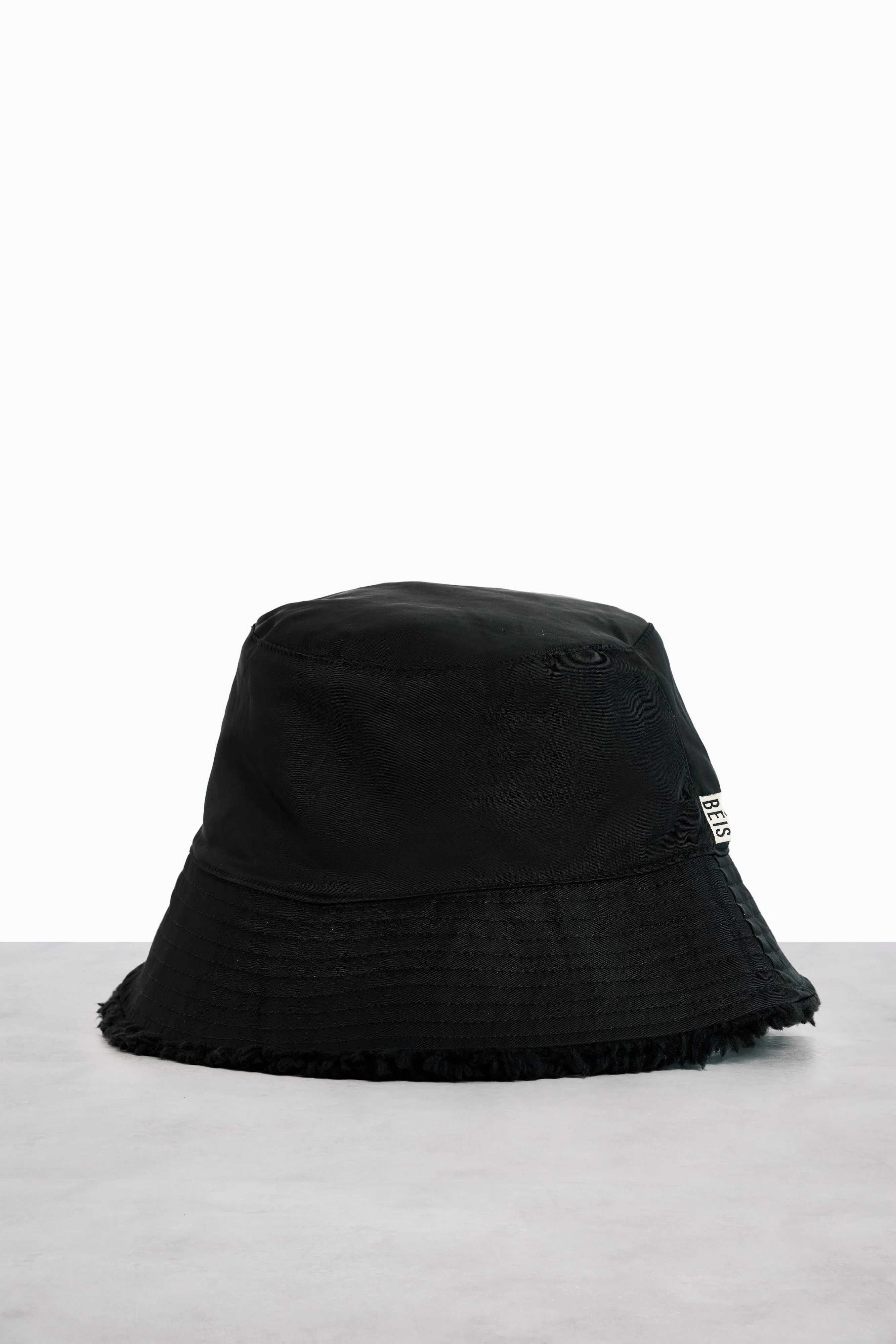 The Bucket Hat in Black - Image 3