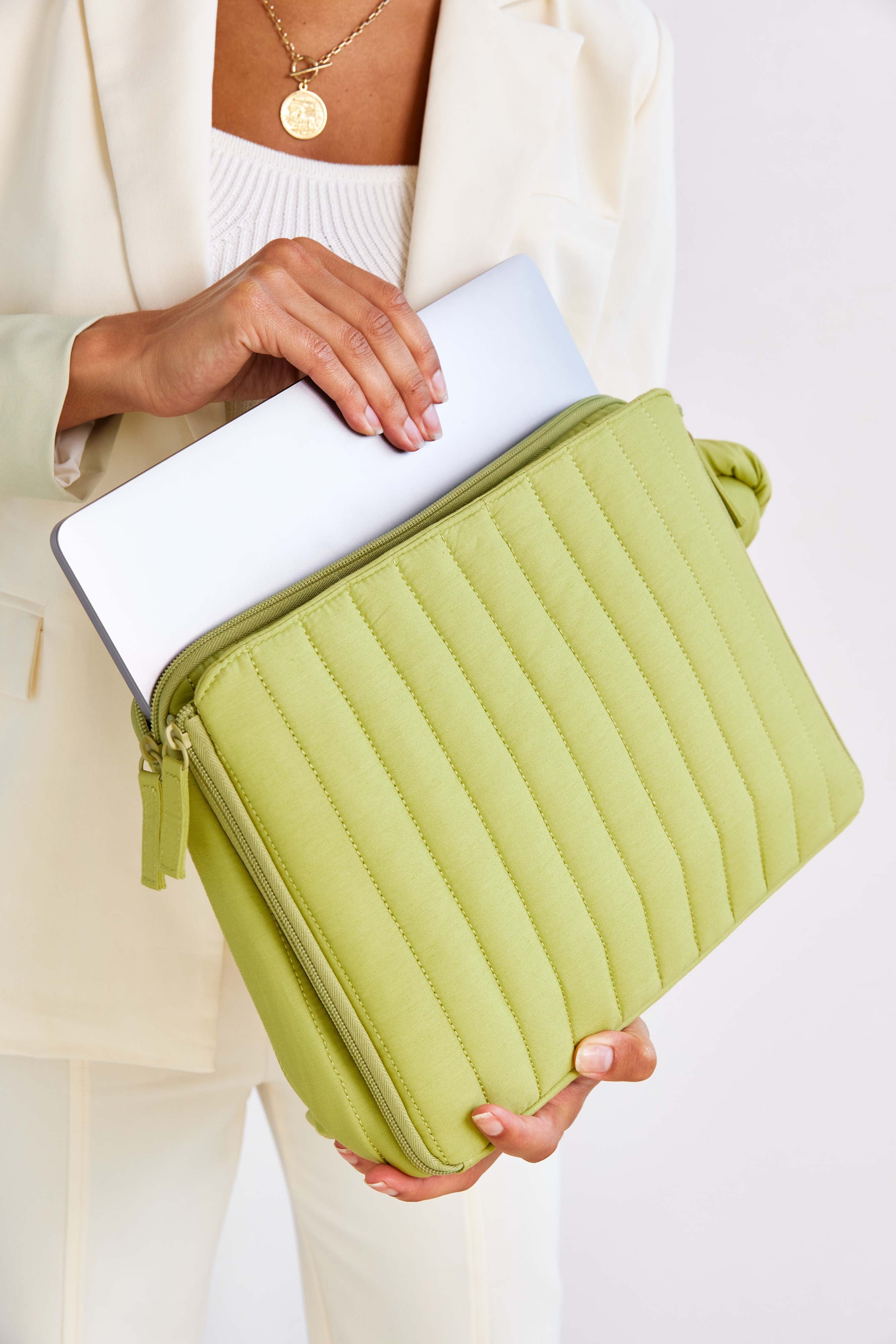 The Clutch in Play Date - Image 8