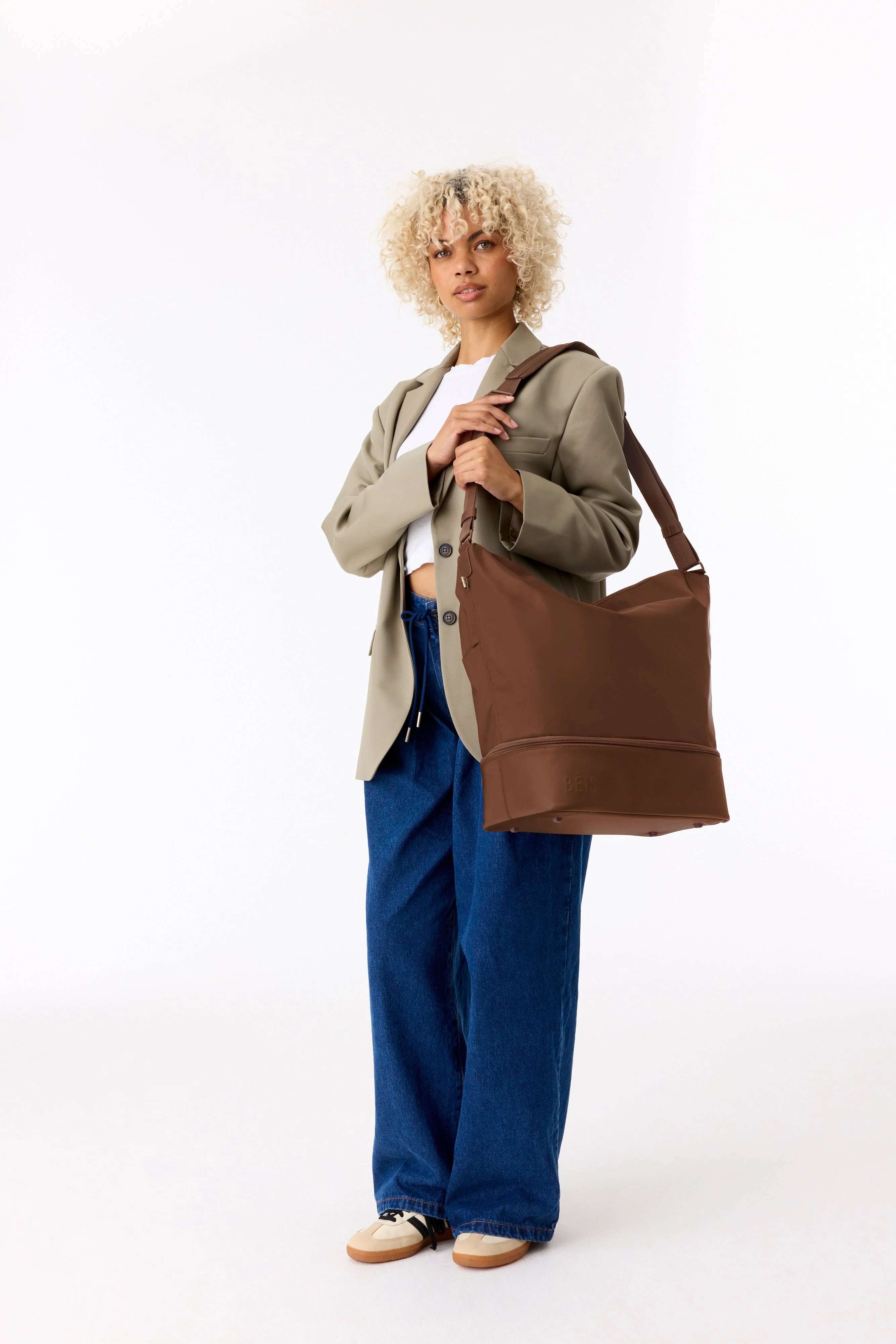 The Crescent Weekender in Maple - Image 5