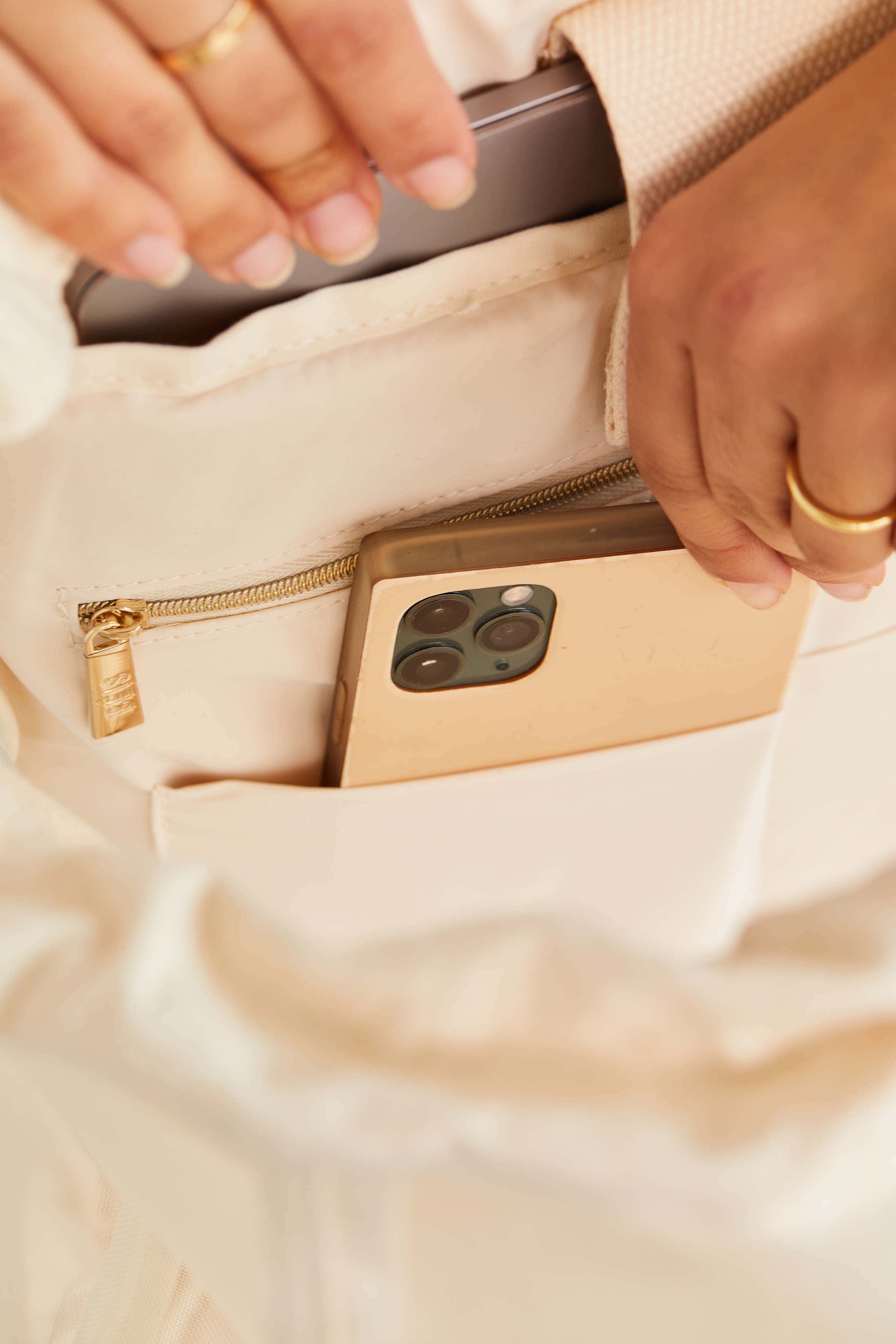 The High-brid Backpack - Image 11