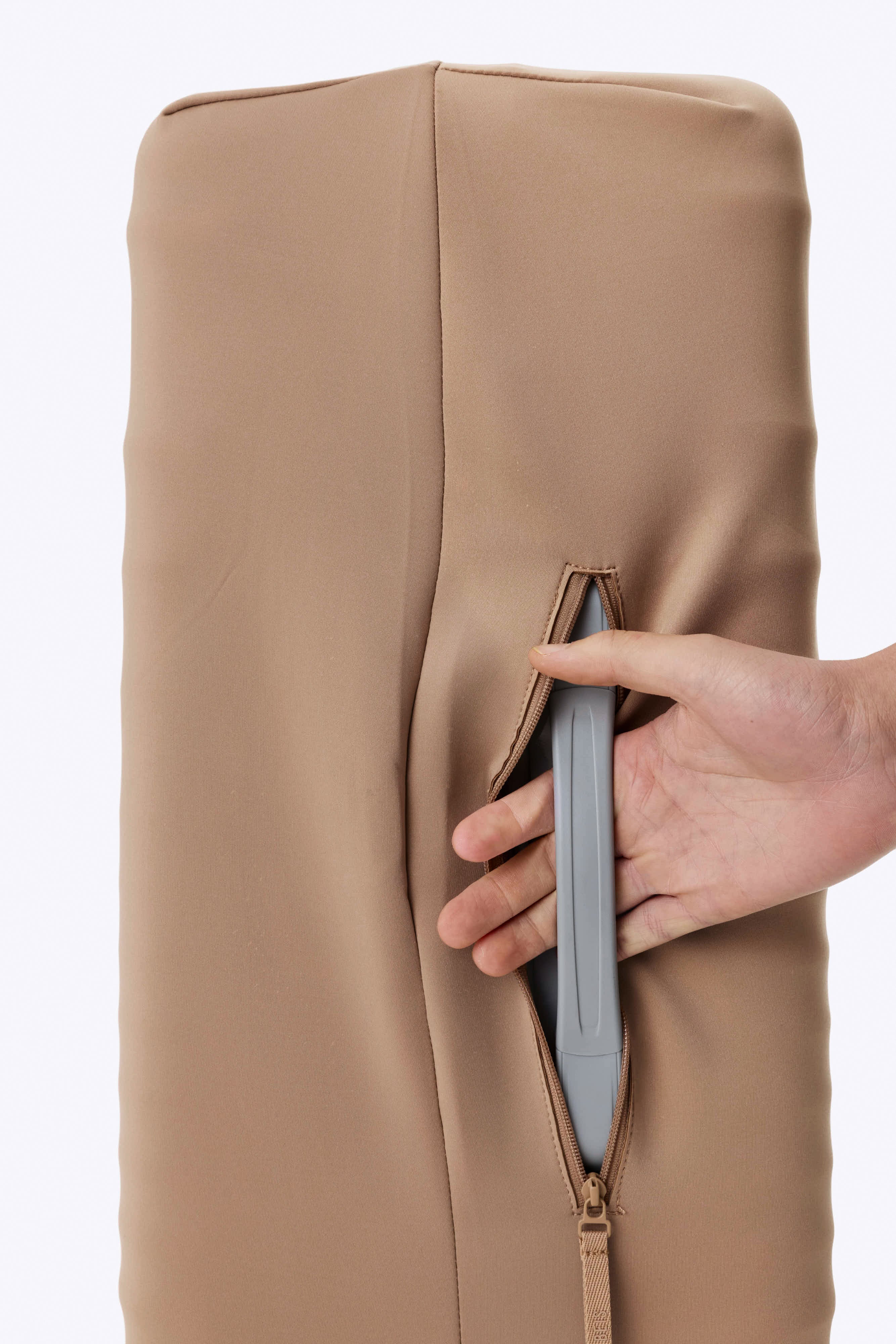 BÉIS x Chipotle The Large Check-In Cover in Brown - Image 5