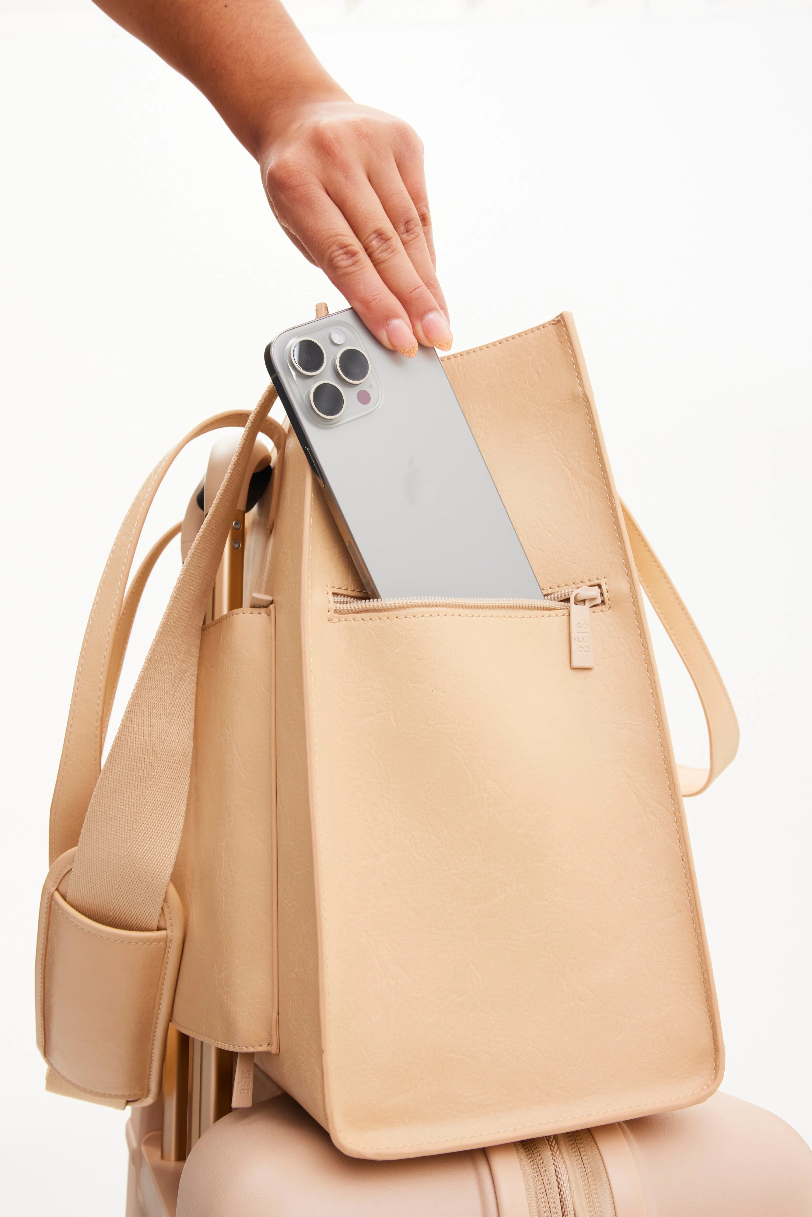 The Large Work Tote in Beige - Image 8