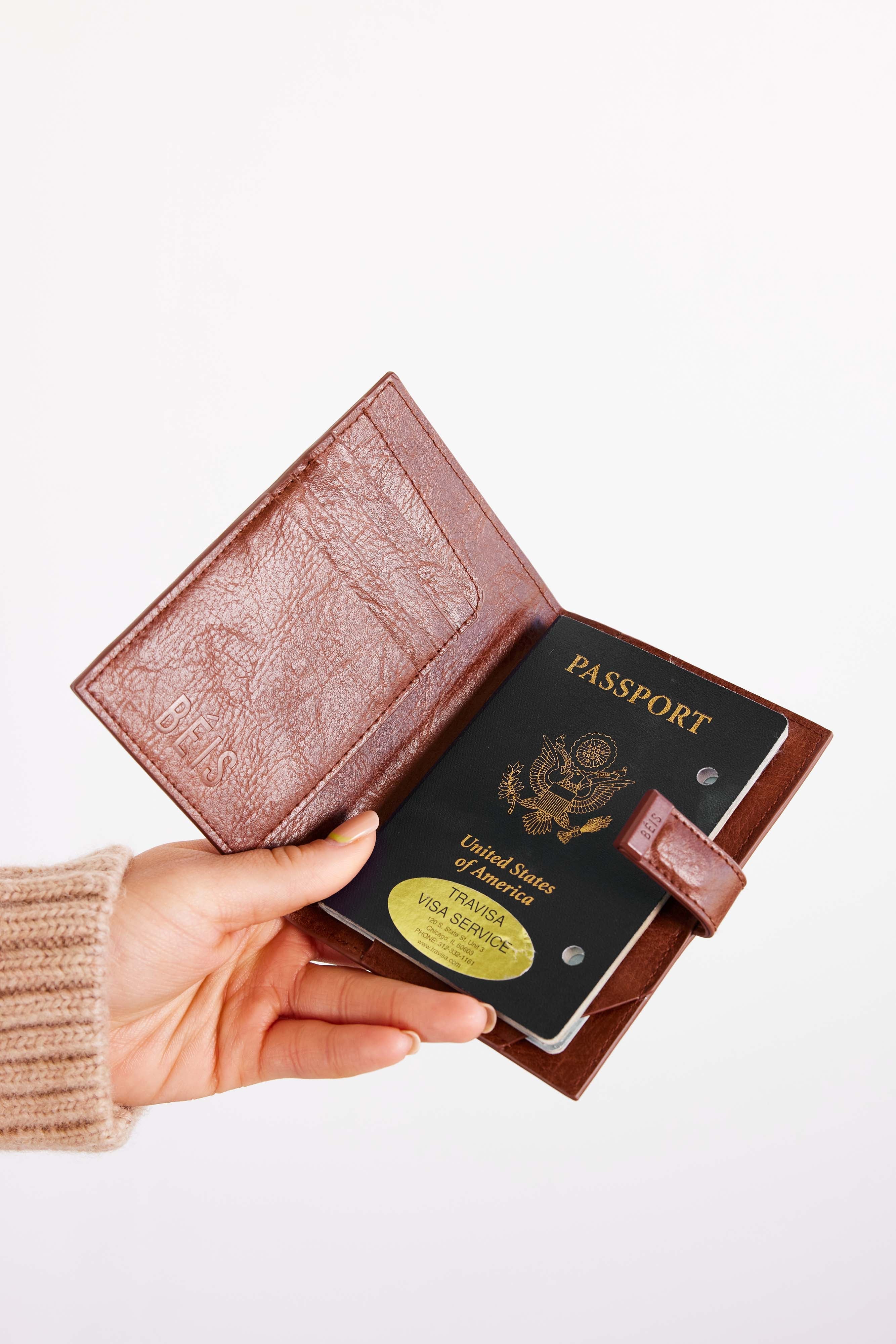 The Passport & Luggage Tag Set in Maple - Image 4