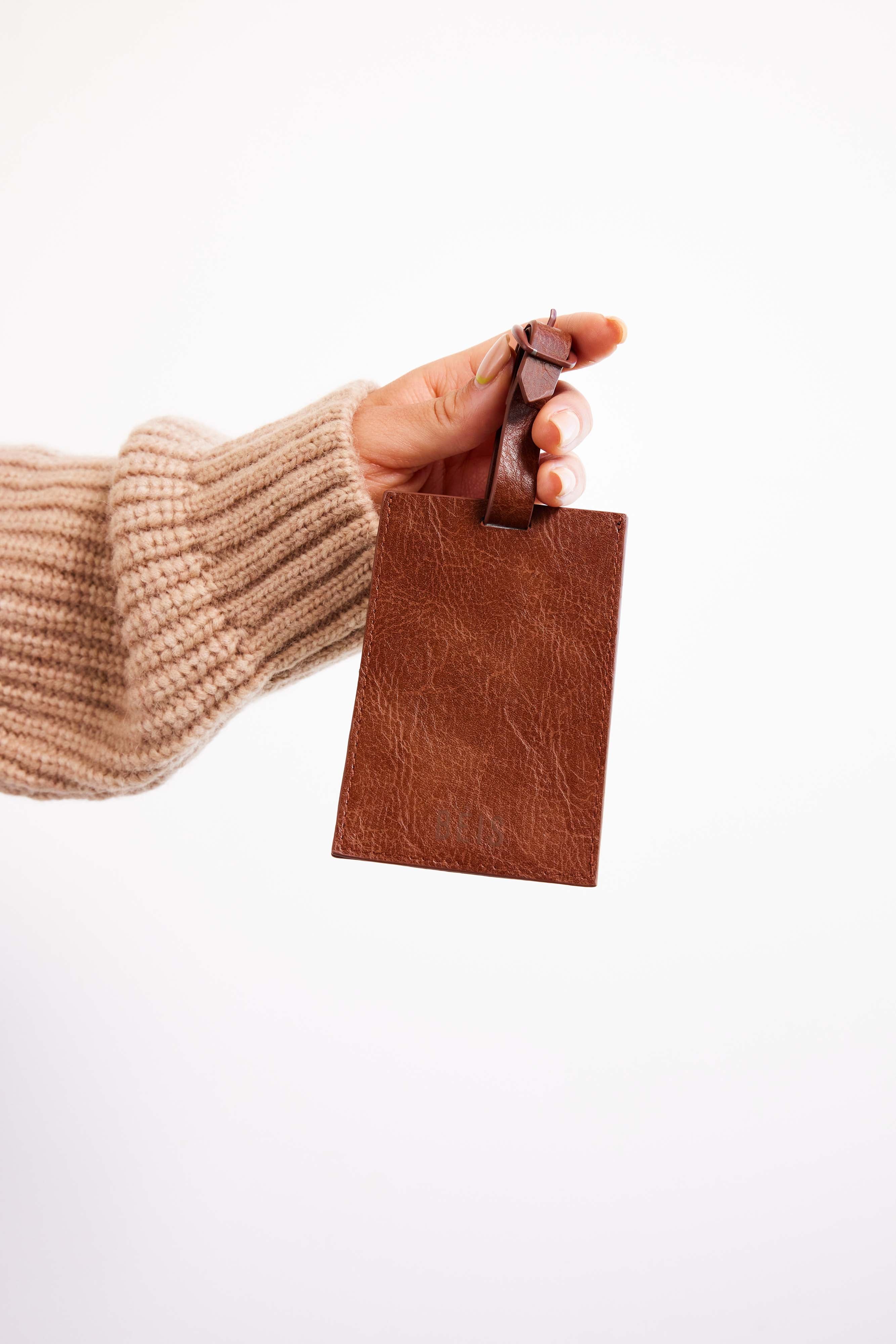 The Passport & Luggage Tag Set in Maple - Image 6