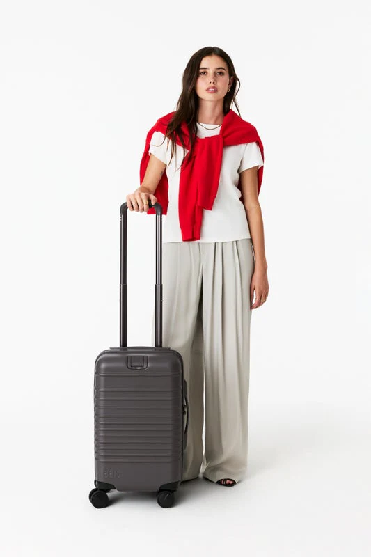 The Small Carry-On Roller in Charcoal - Image 5