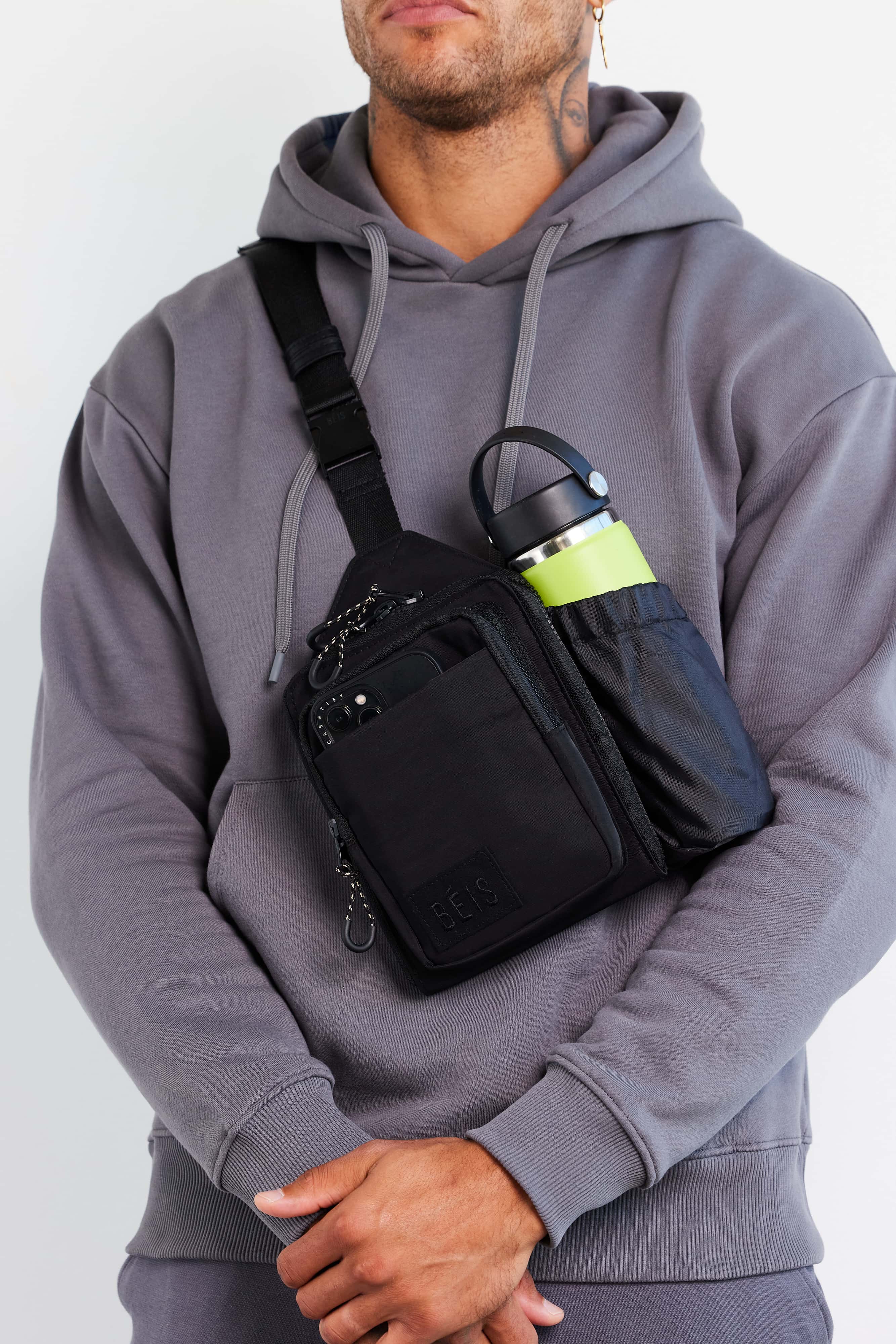 The Sport Sling in Black - Image 13